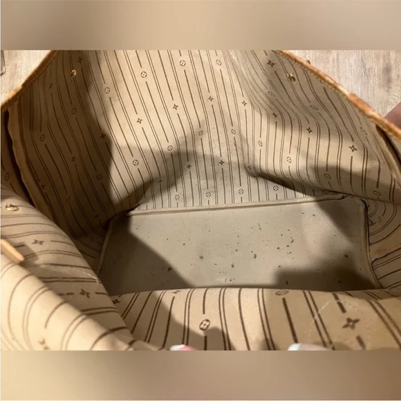 Louis Vuitton monogrammed neverfull GM tote bag - Picture 4 of 11